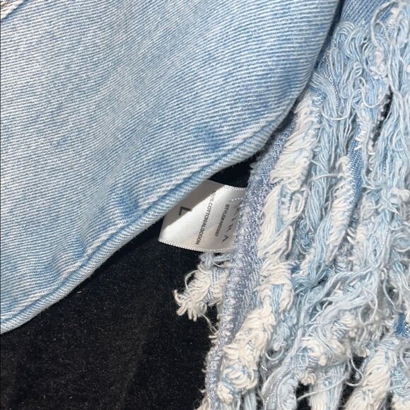 Crop Blue Denim Fringe Jacket with Patches - Picture 5 of 6